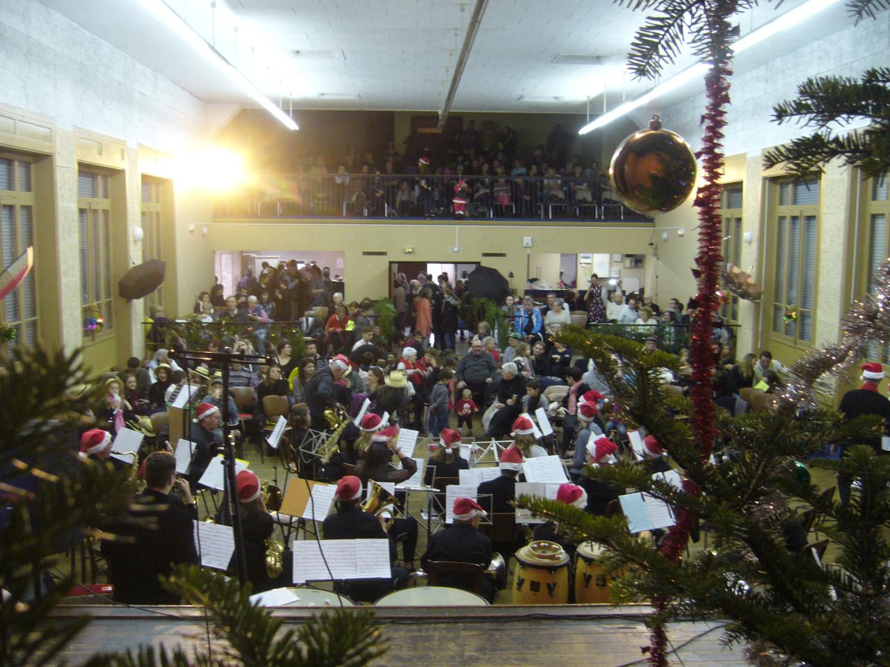 Concert de Noël décembre 2017 ... une salle pleine à craquer !